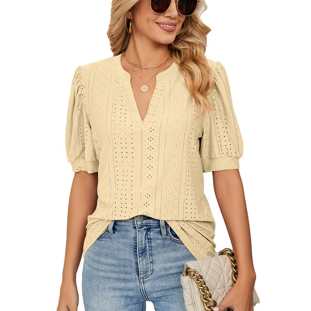 Elira - Women's Loose Blouse with Split Neckline & Puff Sleeves