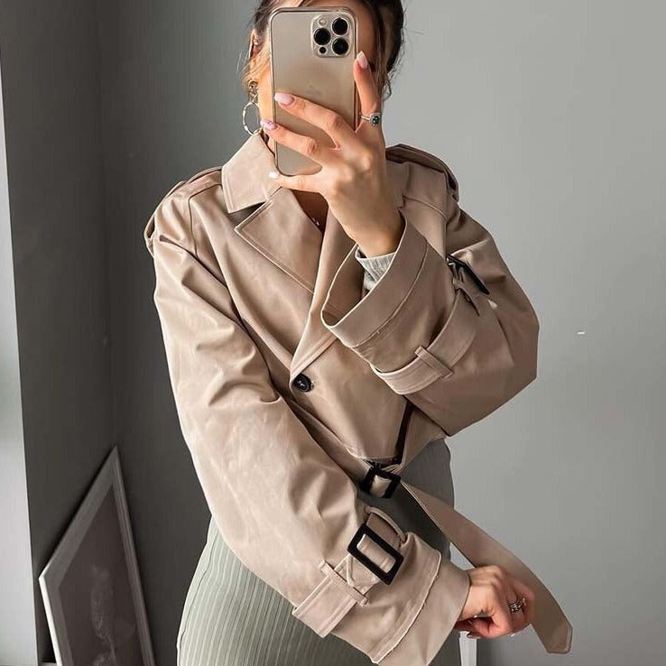 Alice - Elegant and Lightweight Beige Short Jacket